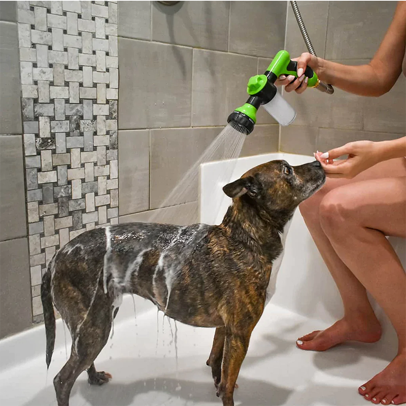 8 in 1 Foam Gun - Effortless Car, Pet and other Clean-Up